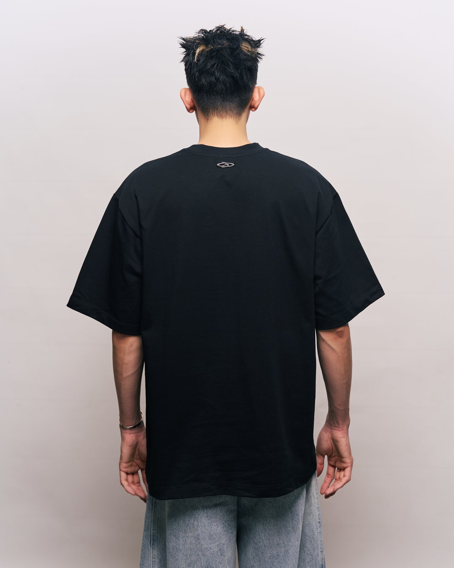 BREAKING SYSTEM SHATTERED GRAPHIC BLACK TEE