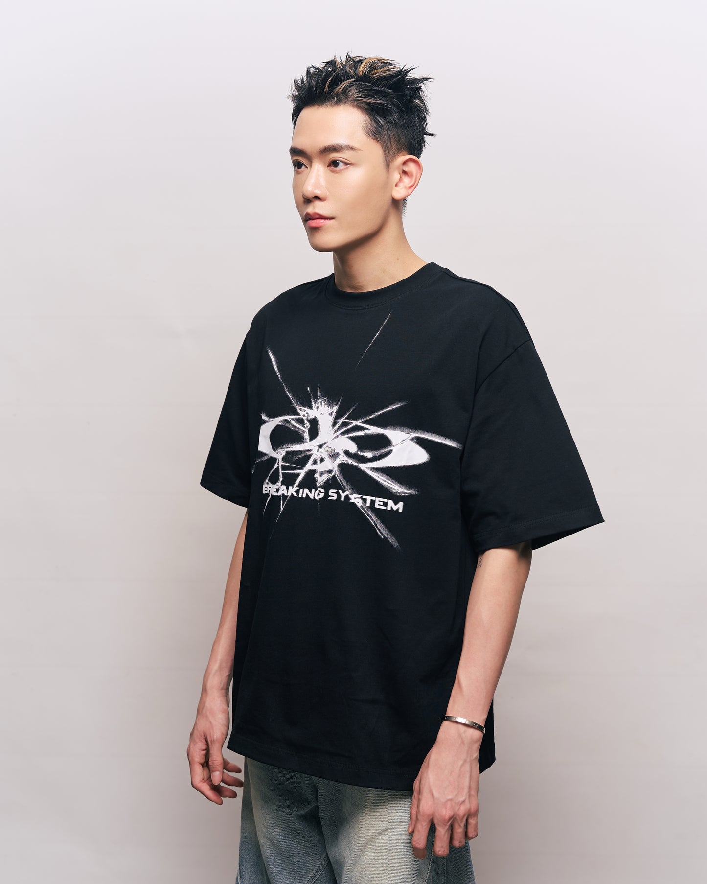 BREAKING SYSTEM SHATTERED GRAPHIC BLACK TEE