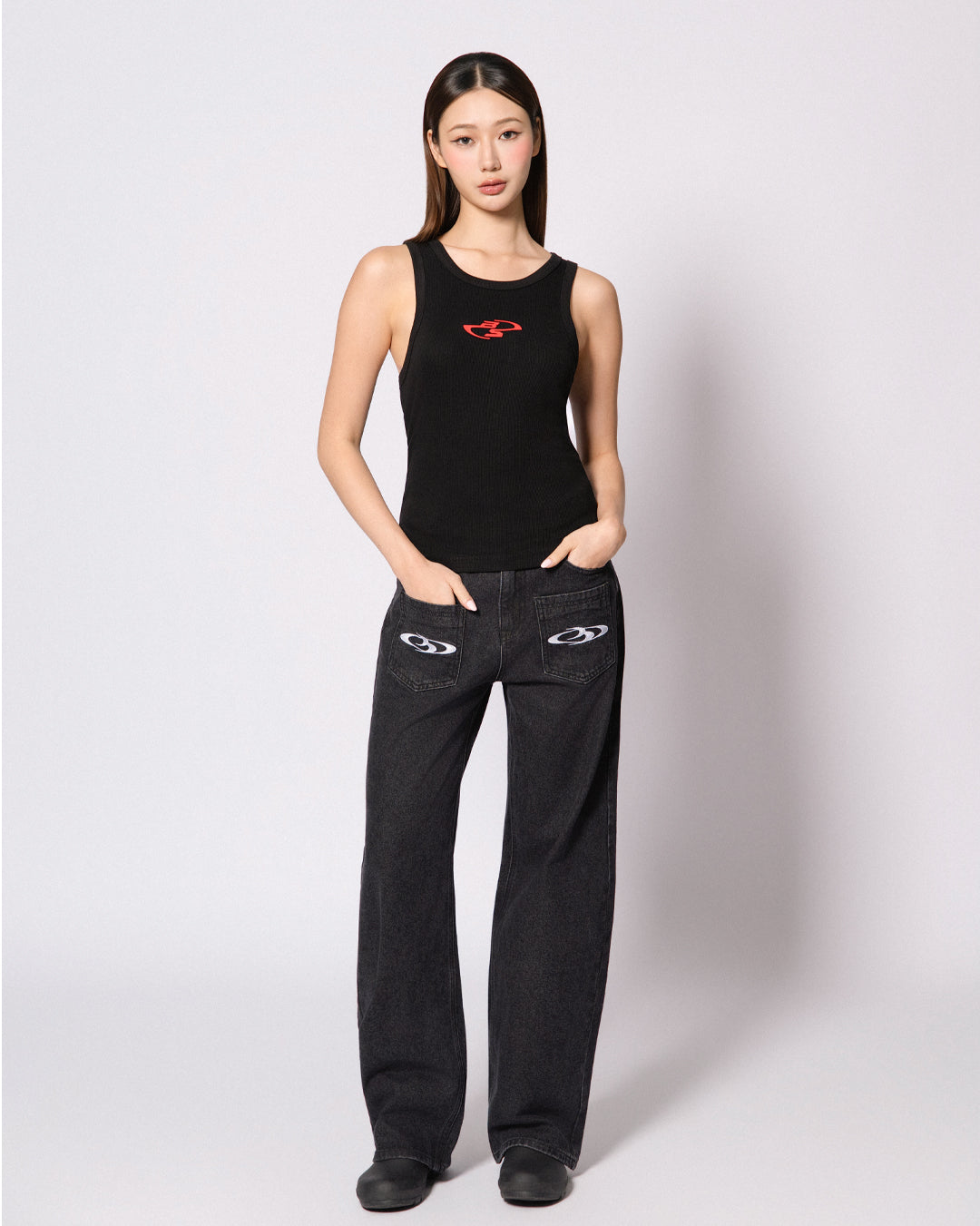 BREAKING SYSTEM FRONT PATCH LOGO DENIM PANTS