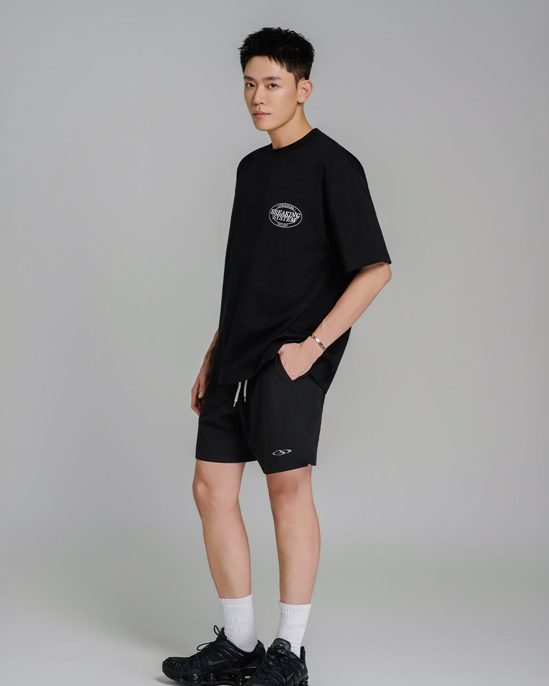 Breaking System Athleisure Basic Tee Black